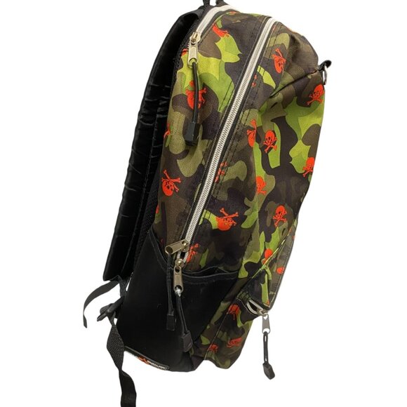 Star Point By Mojo Backpack With 4 Zipper Pockets Camouflage Crossbones Skulls - Picture 5 of 12
